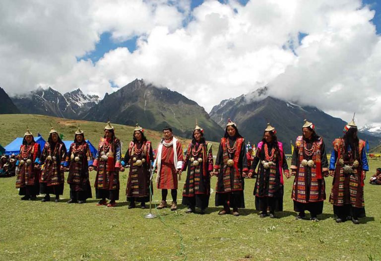 Merak Sakteng Trek